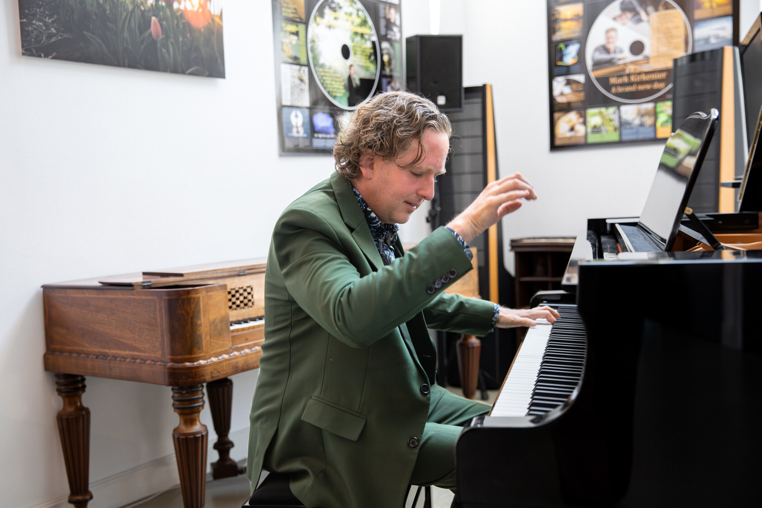 Mark Kirkenier van MK Music